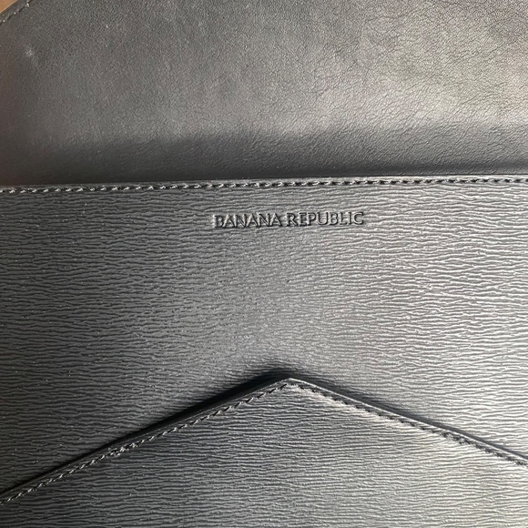 Black Banana Republic Envelope Purse - Picture 5 of 12